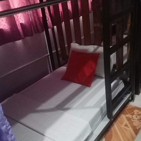 Lojed Sean Bed And Space Pasay Buitenkant foto