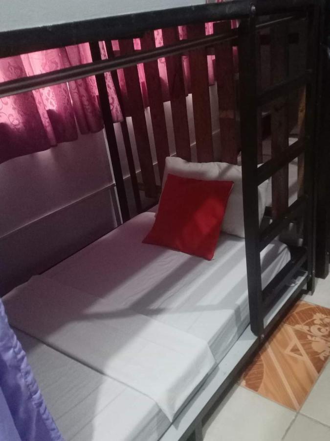 Lojed Sean Bed And Space Pasay Buitenkant foto